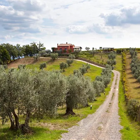 Villa With Exclusive Swimming Pool In The Tuscan Maremma Montemassi
